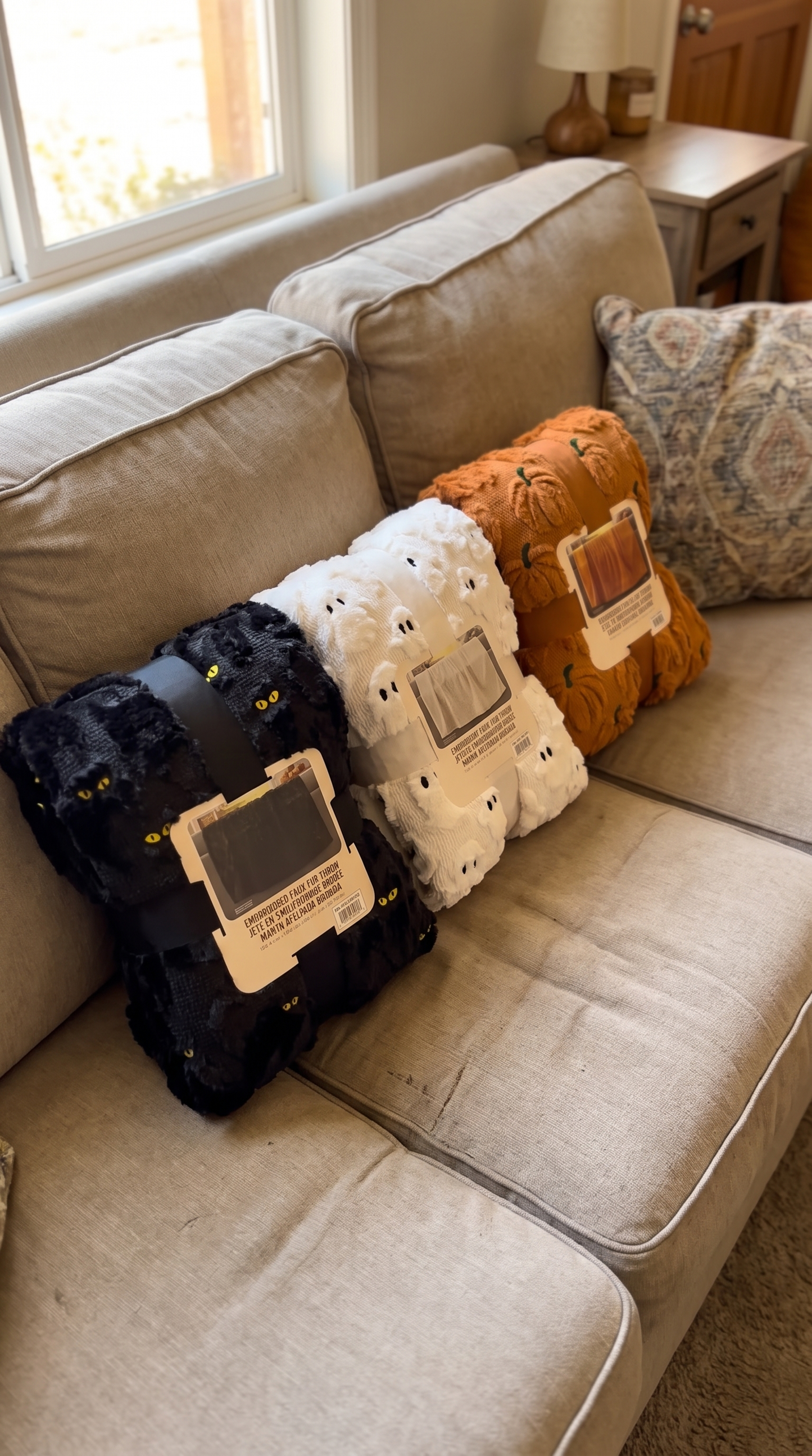 Viral Halloween Blanket