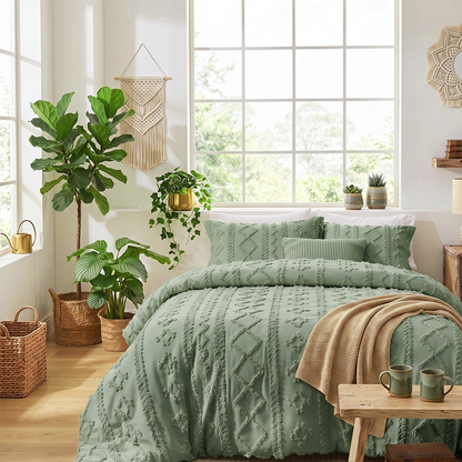 The Willow Tufted Comforter